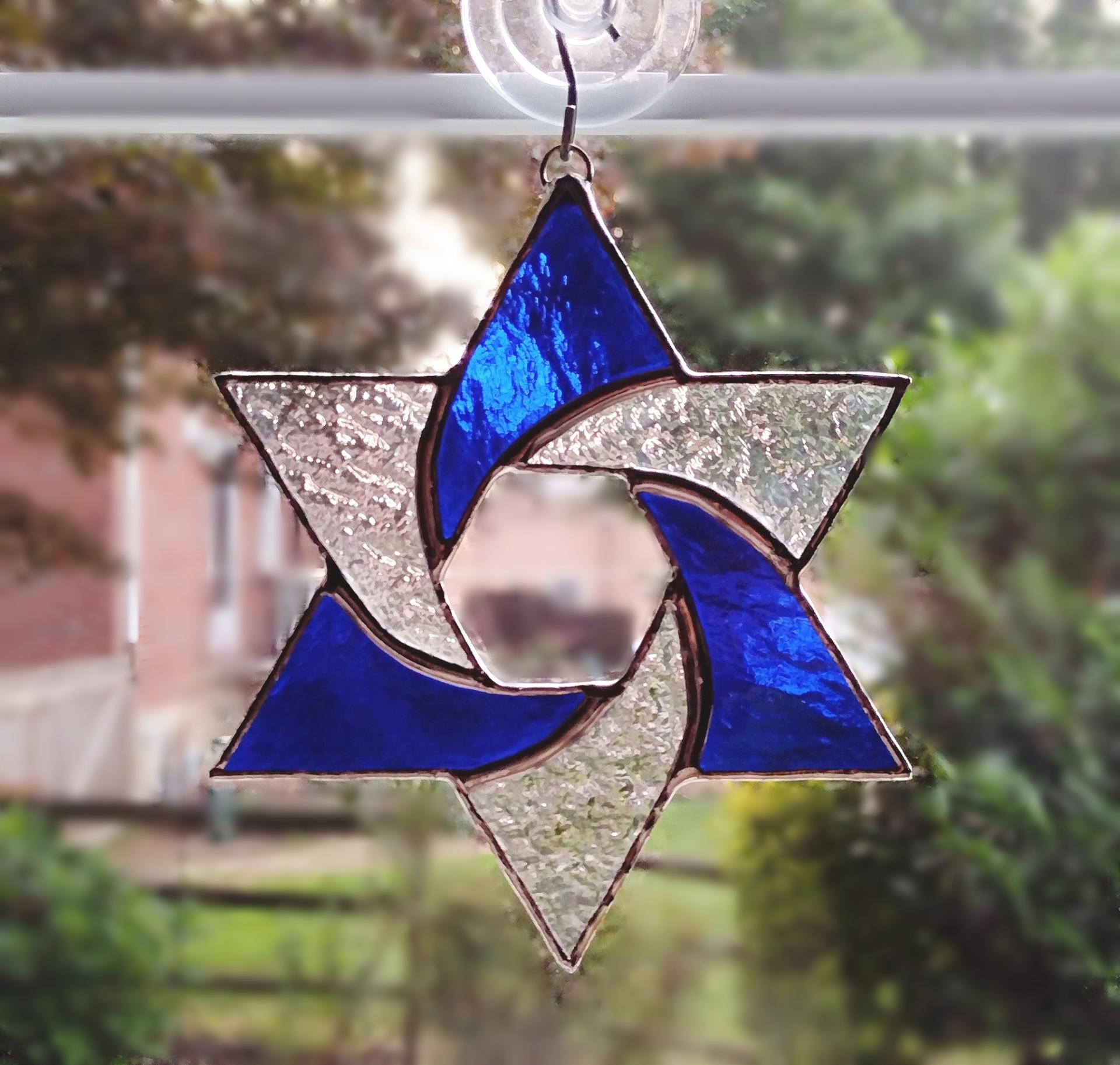 Star of David Stained Glass Suncatcher - Thumbnail 2