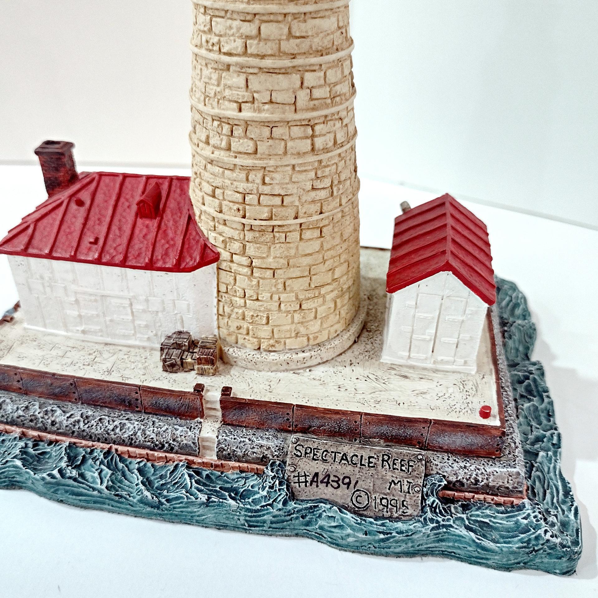 Vintage Spectacle Reef Michigan Lighthouse Figurine, 1995 Harbor Lights #410 Younger and Associates