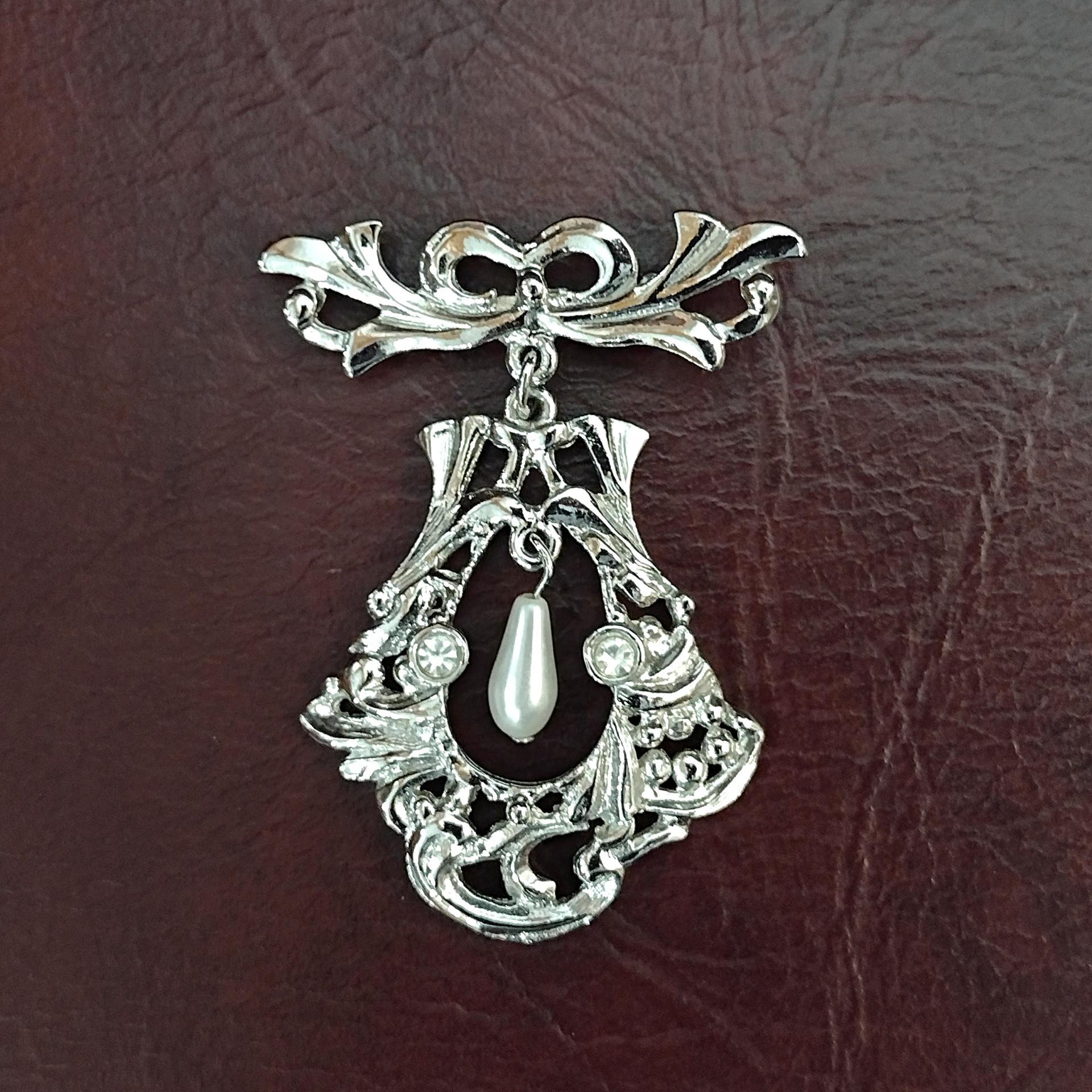 Vintage Silver and Pearl Pin Brooch, Dangle Silver Lapel Coat Scarf Pin