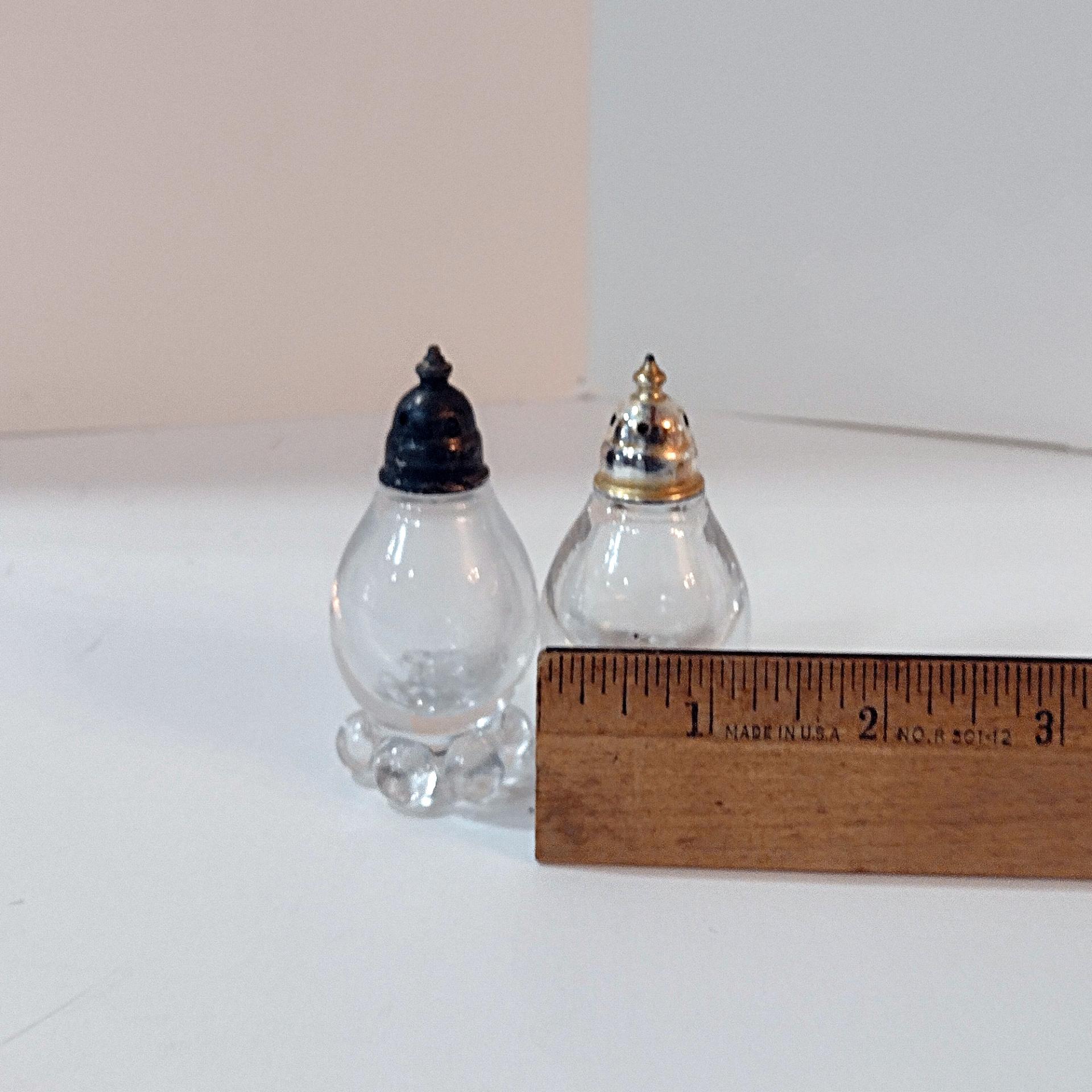 Vintage Imperial Glass Candlewick Salt and Pepper Shaker Set with