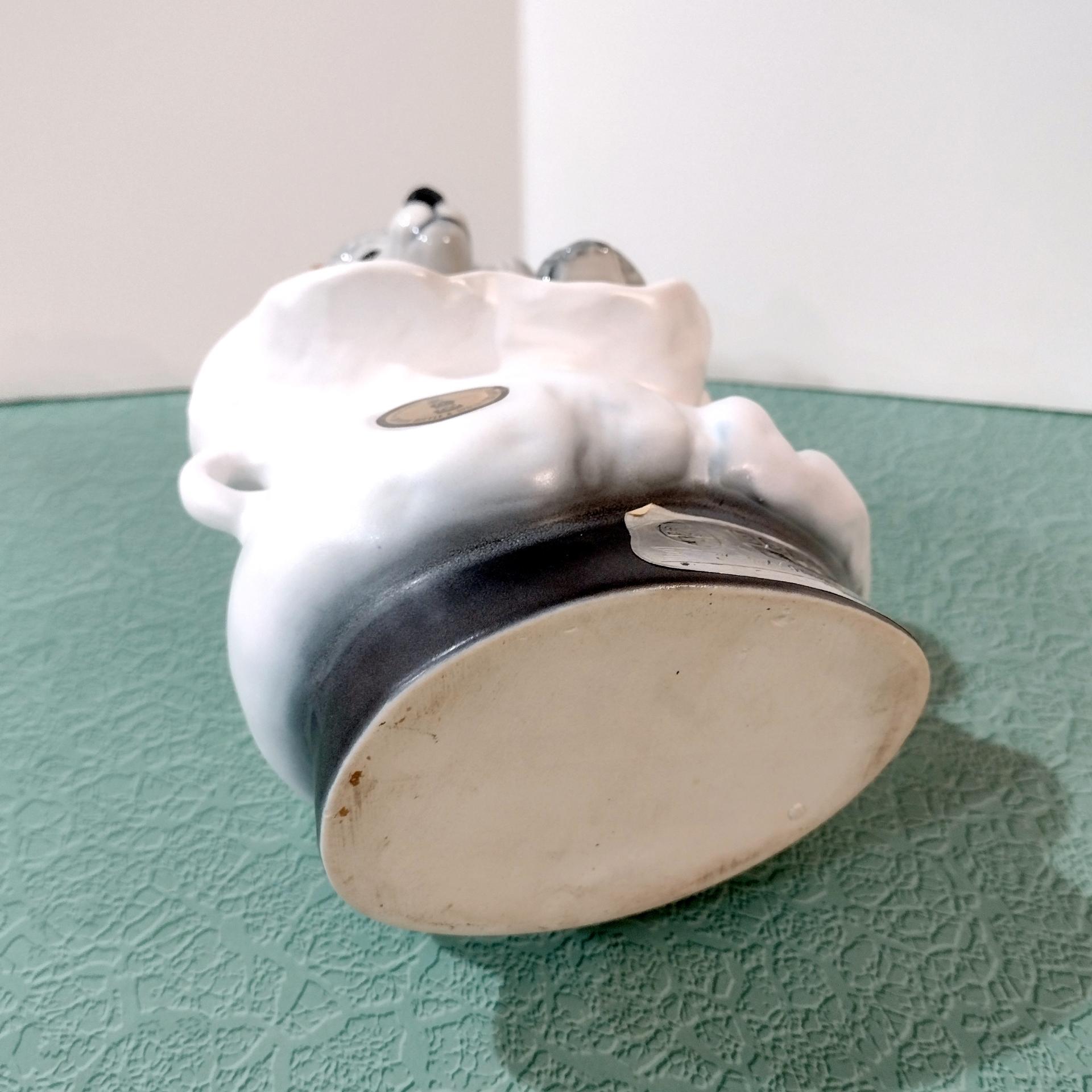 Vintage 1973 Jim Beam Tiffiny Poodle Collector Ceramic Bottle, National Association of Jim Beam Bottle & Specialties Clubs