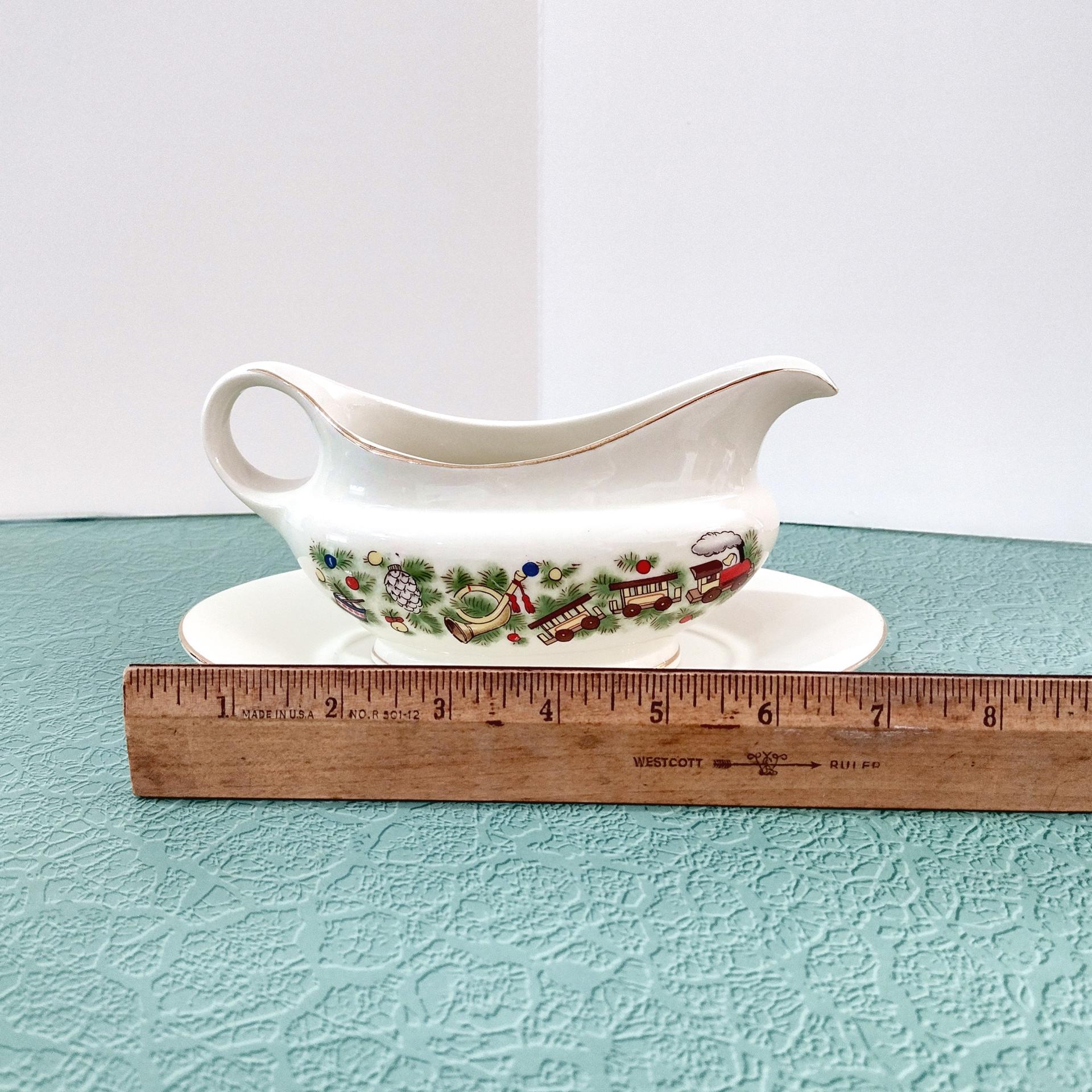Vintage Marine Foundation Toys for Tots Gravy Boat with Under Dish, Toy Shop Christmas Sauce Boat