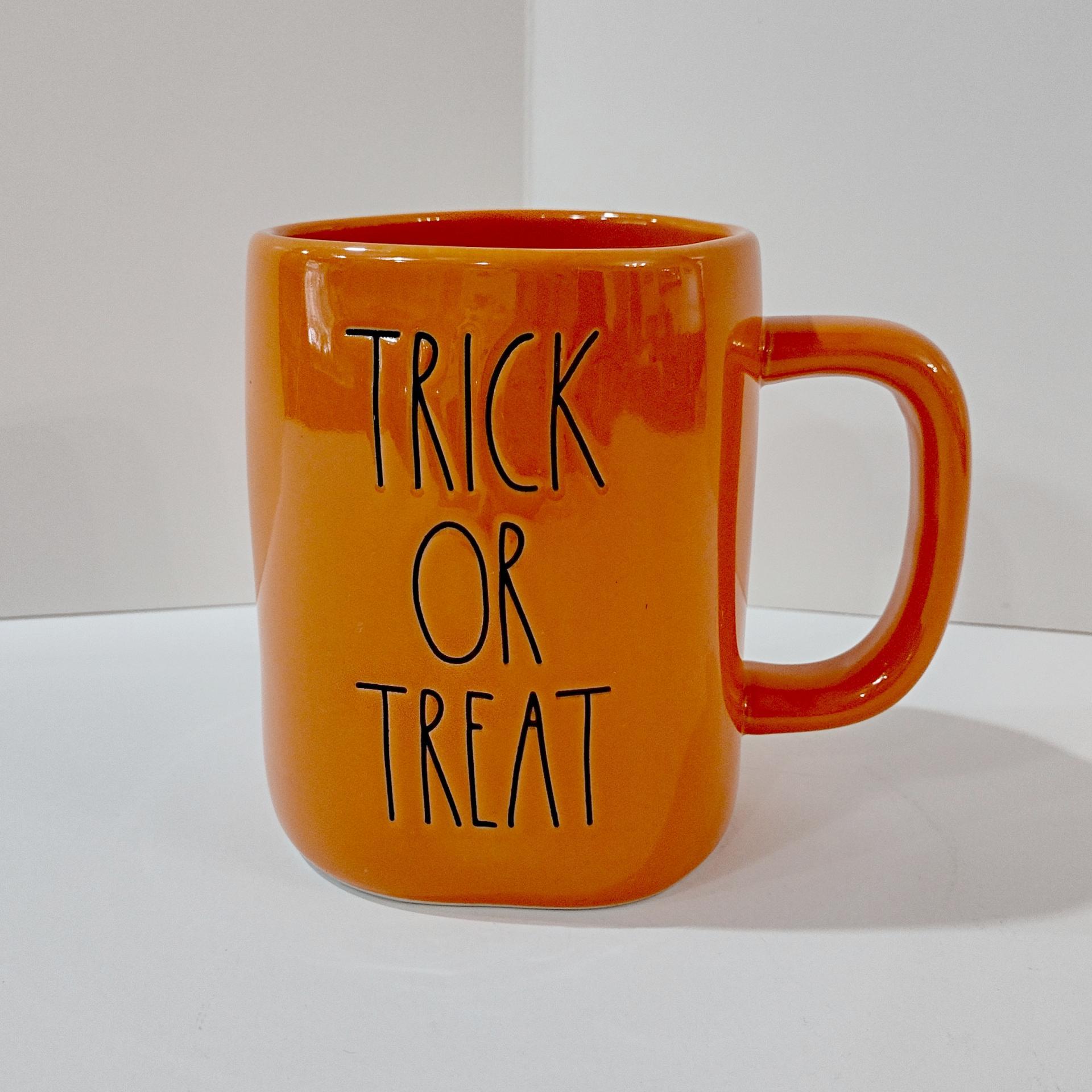 Vintage Rae Dunn Trick or Treat Halloween Oversized Ceramic Coffee Tea Mug, Orange Pumpkin Face Mug