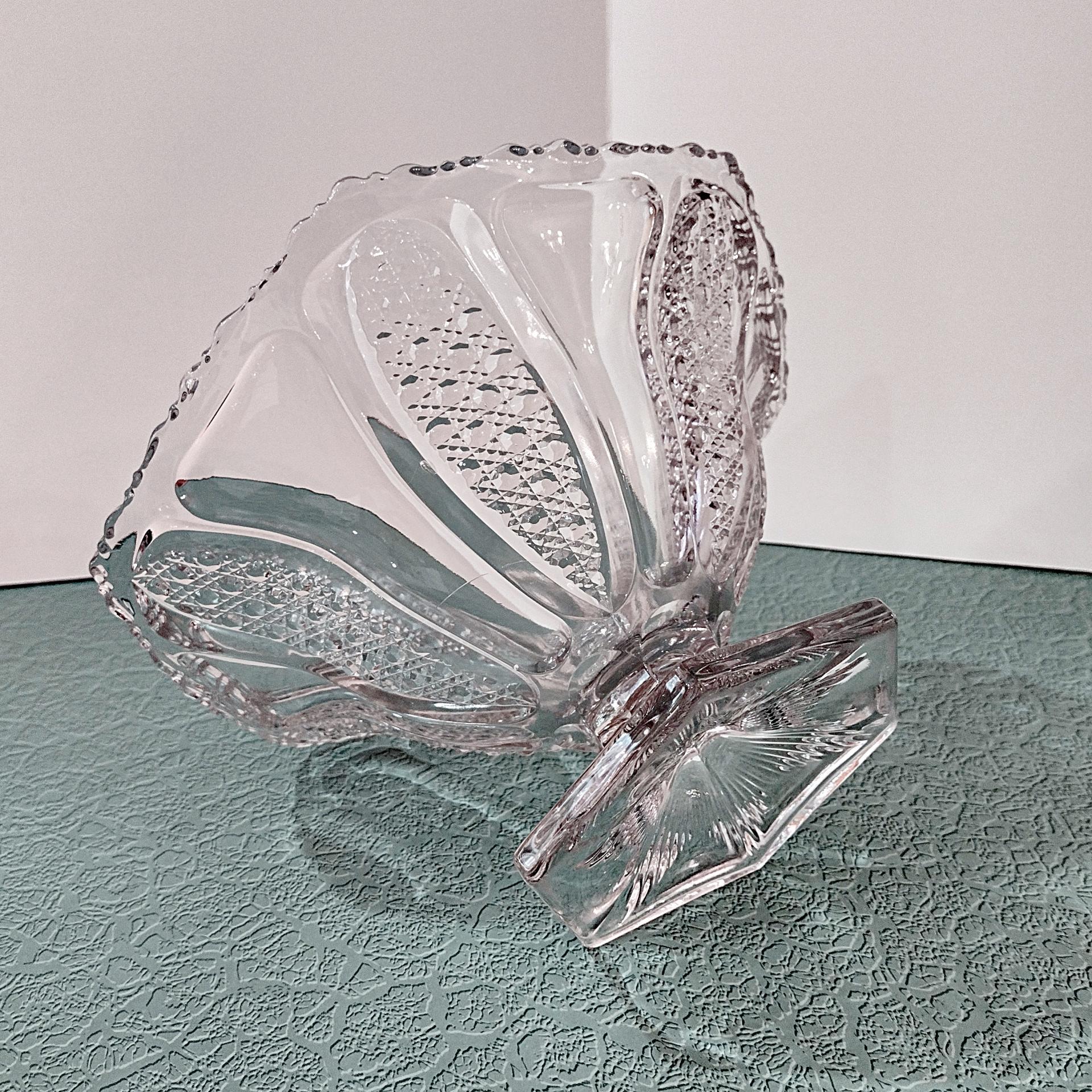 Antique Fostoria No 1578 Tuxedo Footed Clear Glass Fruit Bowl, Circa 1908, EAPG Paneled Button and Cane Decorative Centerpiece Bowl