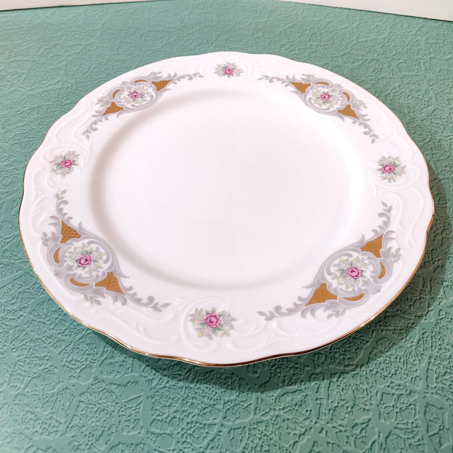Vintage Menuet Poland Royal Vienna Collection Dinner Plates, Set of Four