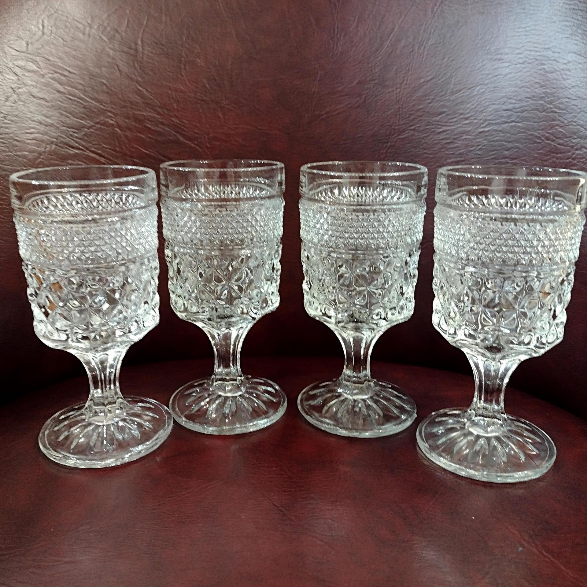 Vintage Anchor Hocking Wexford Claret Wine Glasses, Set of Four