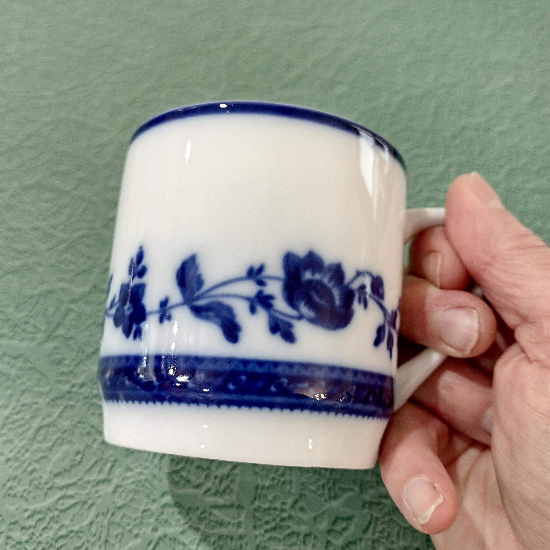 Vintage Williams Sonoma Flow Blue Floral Mugs with Lids, Set of Two