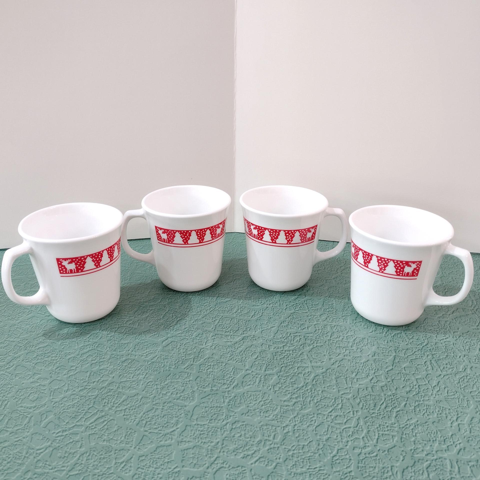 Vintage Corelle Red Winter Festival Coffee Tea Mugs, Set of 4, Corning Christmas Drinkware, Holiday Cups with Handles