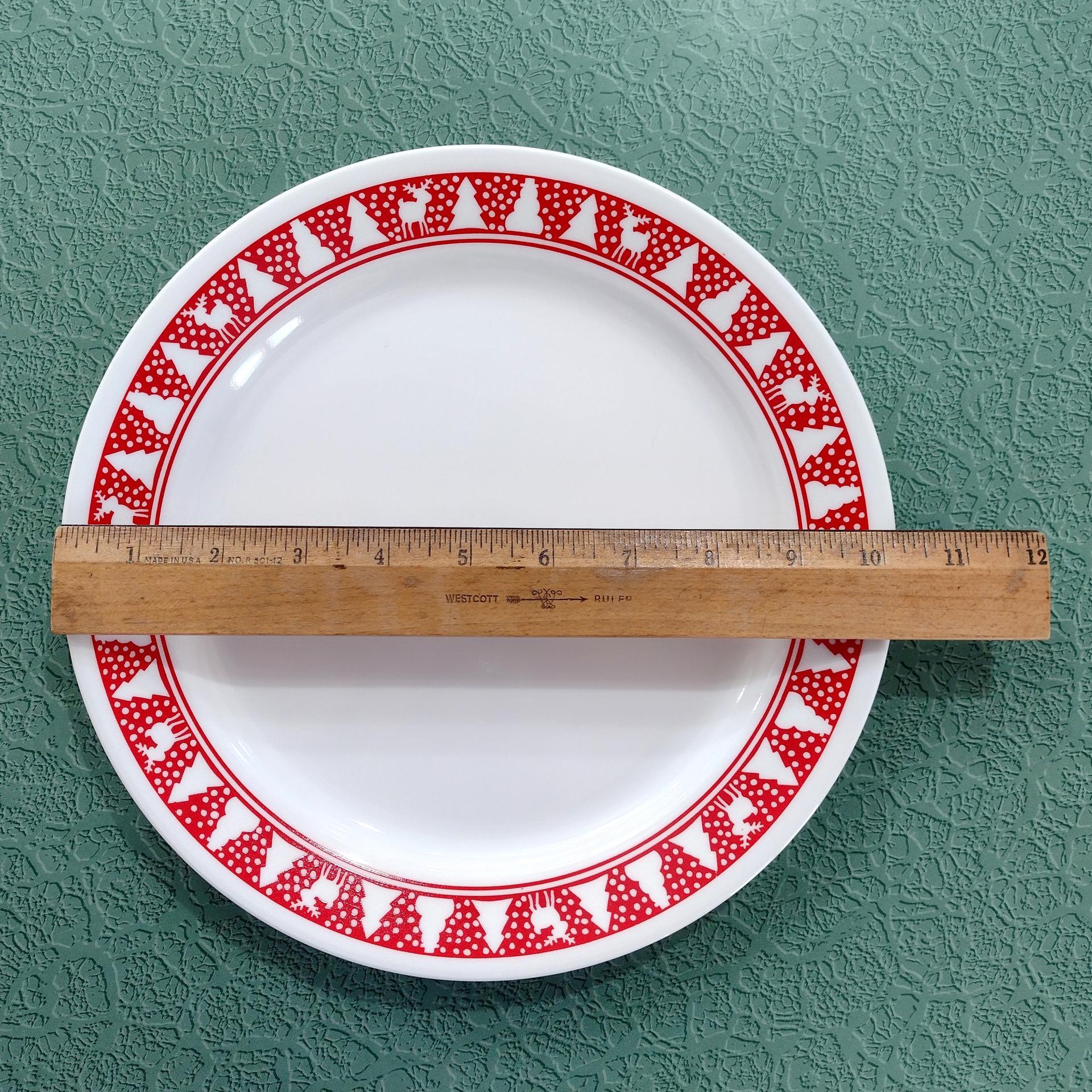 Vintage Corelle Red Winter Festival Dinner Plates, Set of 4, Corning Christmas Servingware, Holiday Dinnerware