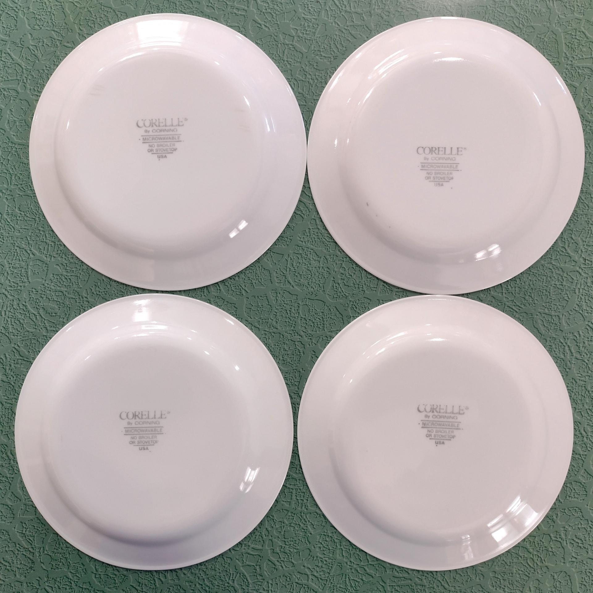 Vintage Corelle Green Winter Festival Salad Dessert Appetizer Plates, Set of 4, Corning Christmas Servingware, Holiday Dinnerware