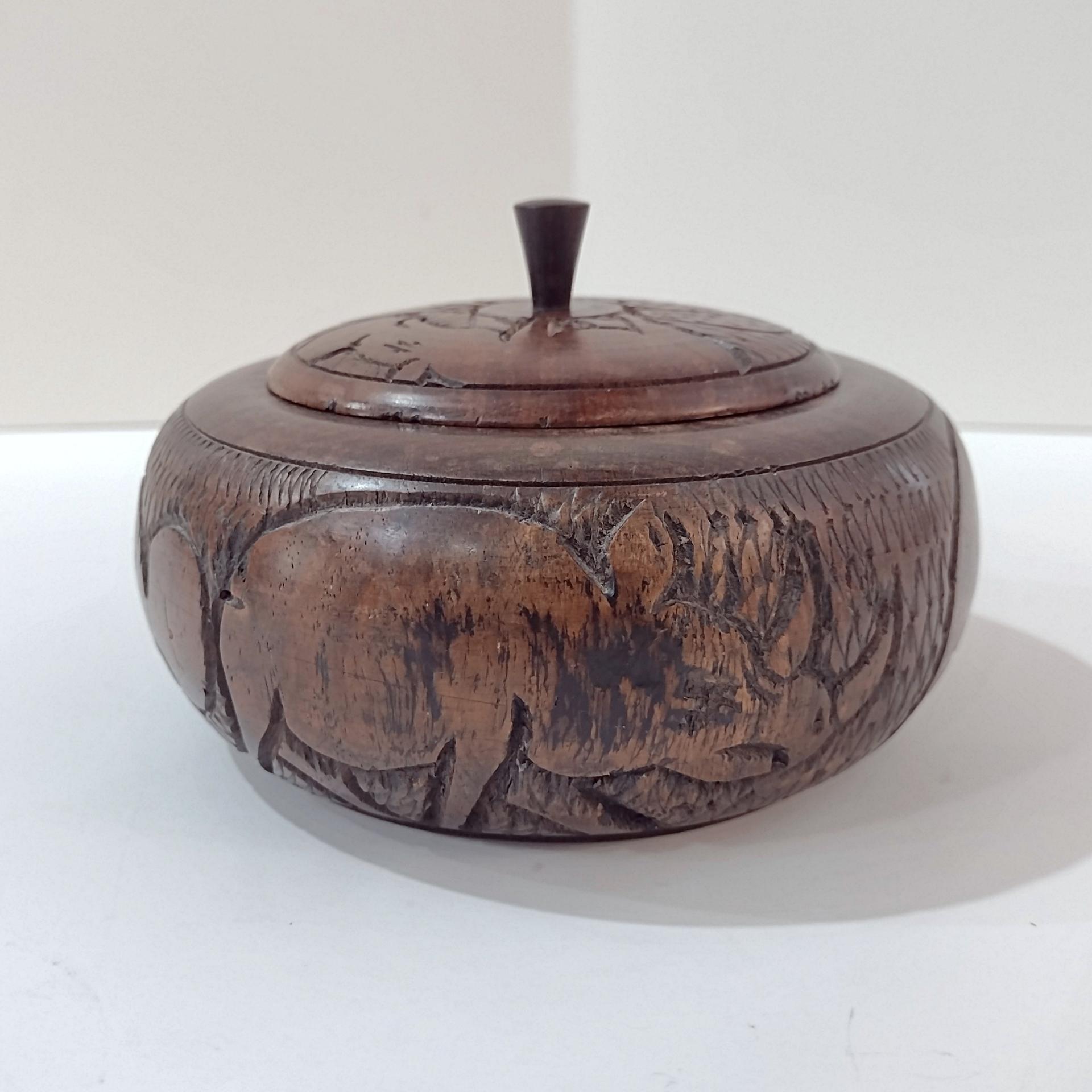 Vintage African Carved Wooden Round Trinket Box with Elephant, Rhino, and Hippo, Safari Animal Wood Container with Lid