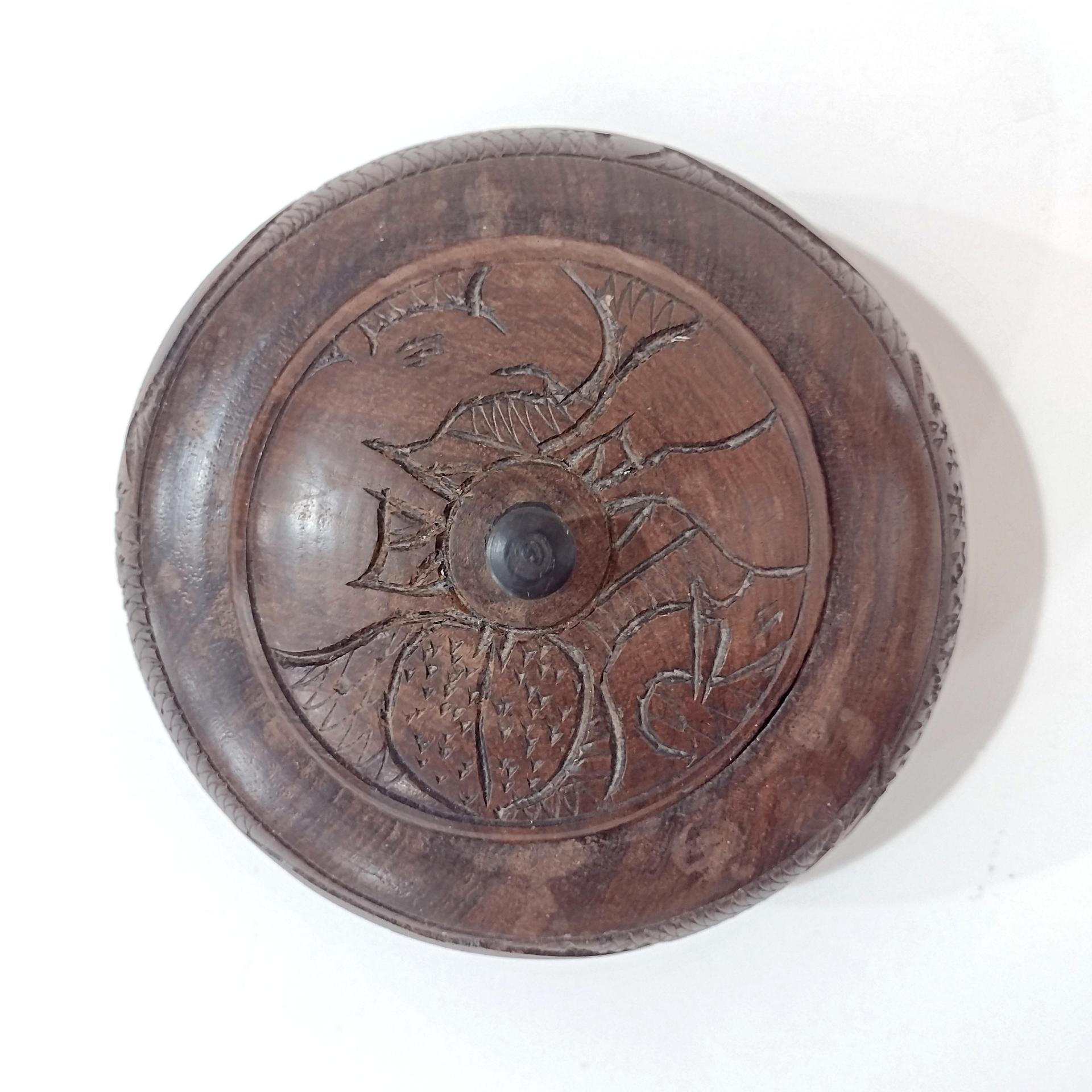 Vintage African Carved Wooden Round Trinket Box with Elephant, Rhino, and Hippo, Safari Animal Wood Container with Lid