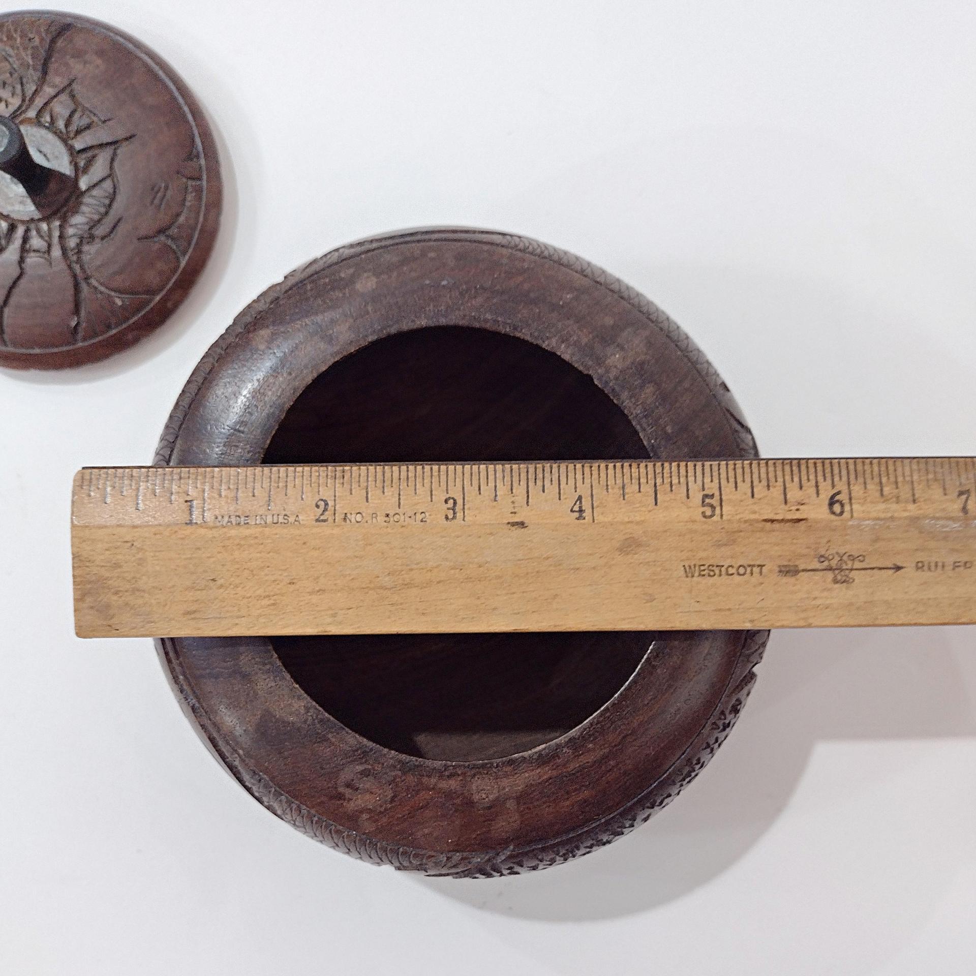 Vintage African Carved Wooden Round Trinket Box with Elephant, Rhino, and Hippo, Safari Animal Wood Container with Lid