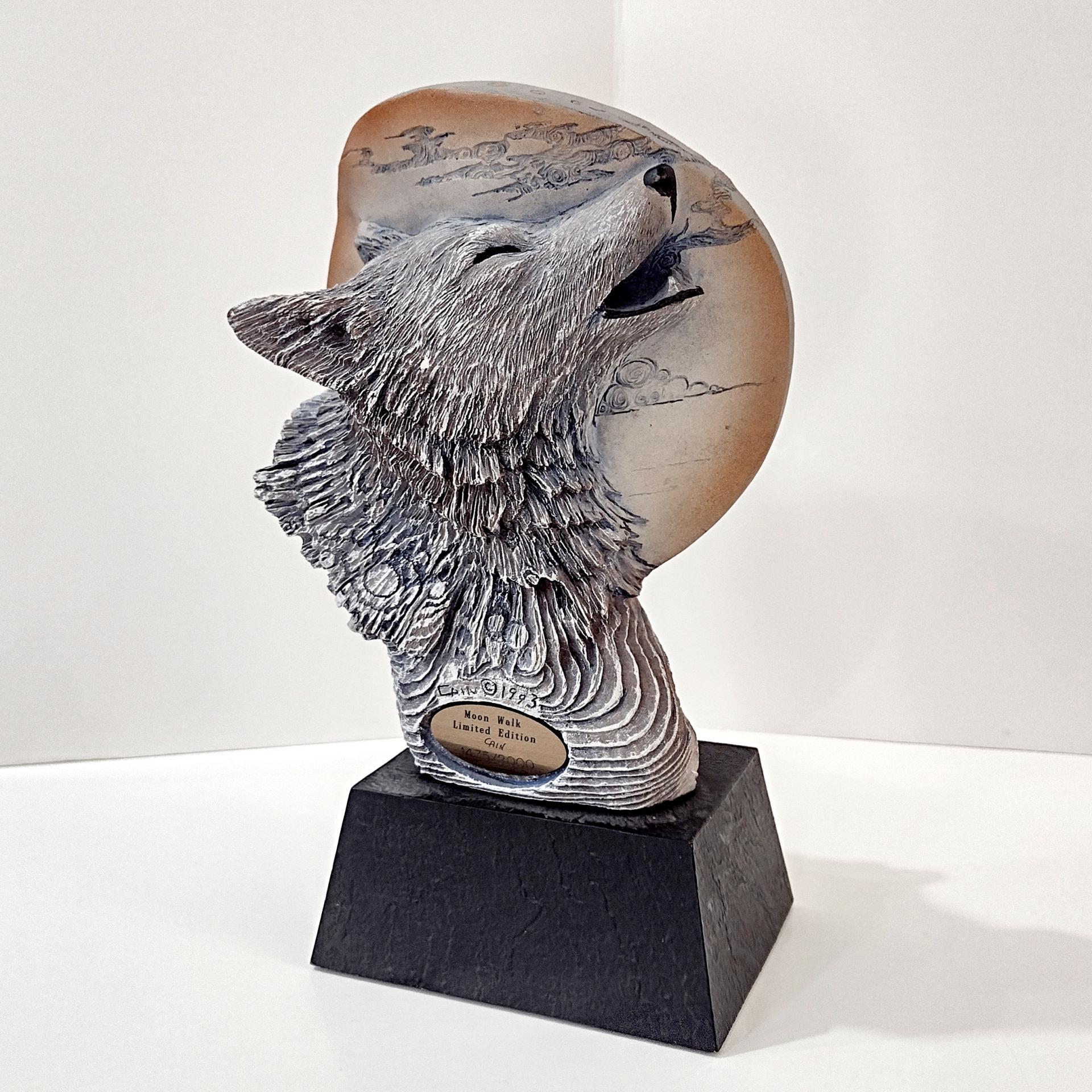 Vintage Rick Cain Moon Walk Two Sided Wolf Sculpture, 1993 Limited Edition Animal Figurine 1475/2000