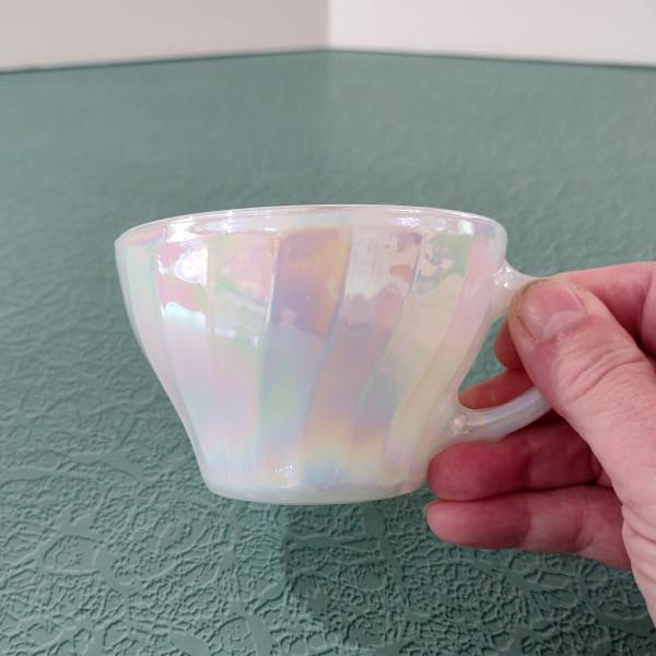 Vintage Anchor Hocking Fire King Aurora Swirl White Pearl Opalescent Iridescent Tea Cup