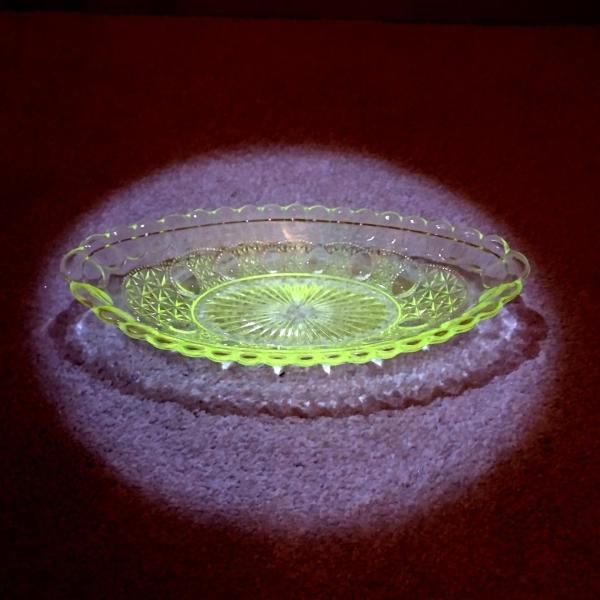 Antique Oval Pickle Dish, US Glass State of Oregon Beaded Loop Pattern