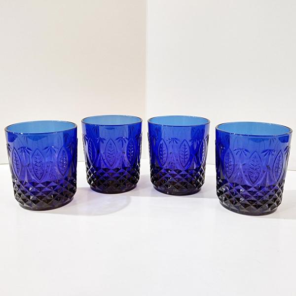 Vintage Arcoroc Avon Royal Sapphire Blue Old Fashioned Whisky Lowball Glasses, Set of Four, Cobalt Blue Drinking Glasses with Diamond Leaf Pattern